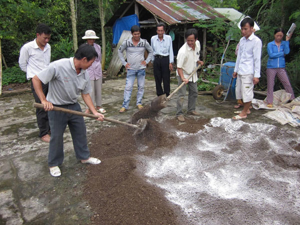 xử lý nước thải chăn nuôi bằng ử phân hữu cơ