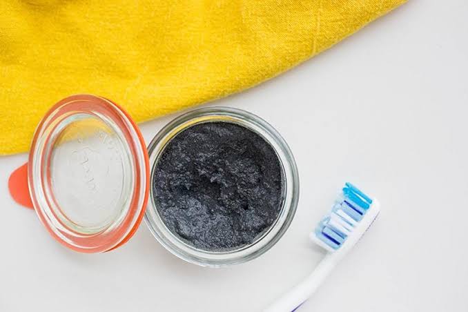 Sản phẩm kem đánh răng than hoạt tính Sản phẩm kem đánh răng than hoạt tính